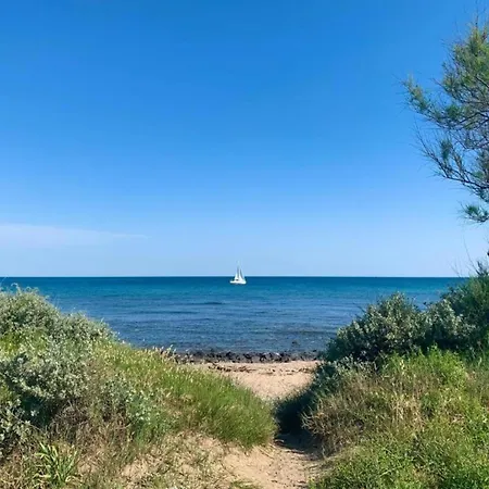 Holiday home Cottage In France With Airy Terrace Agde